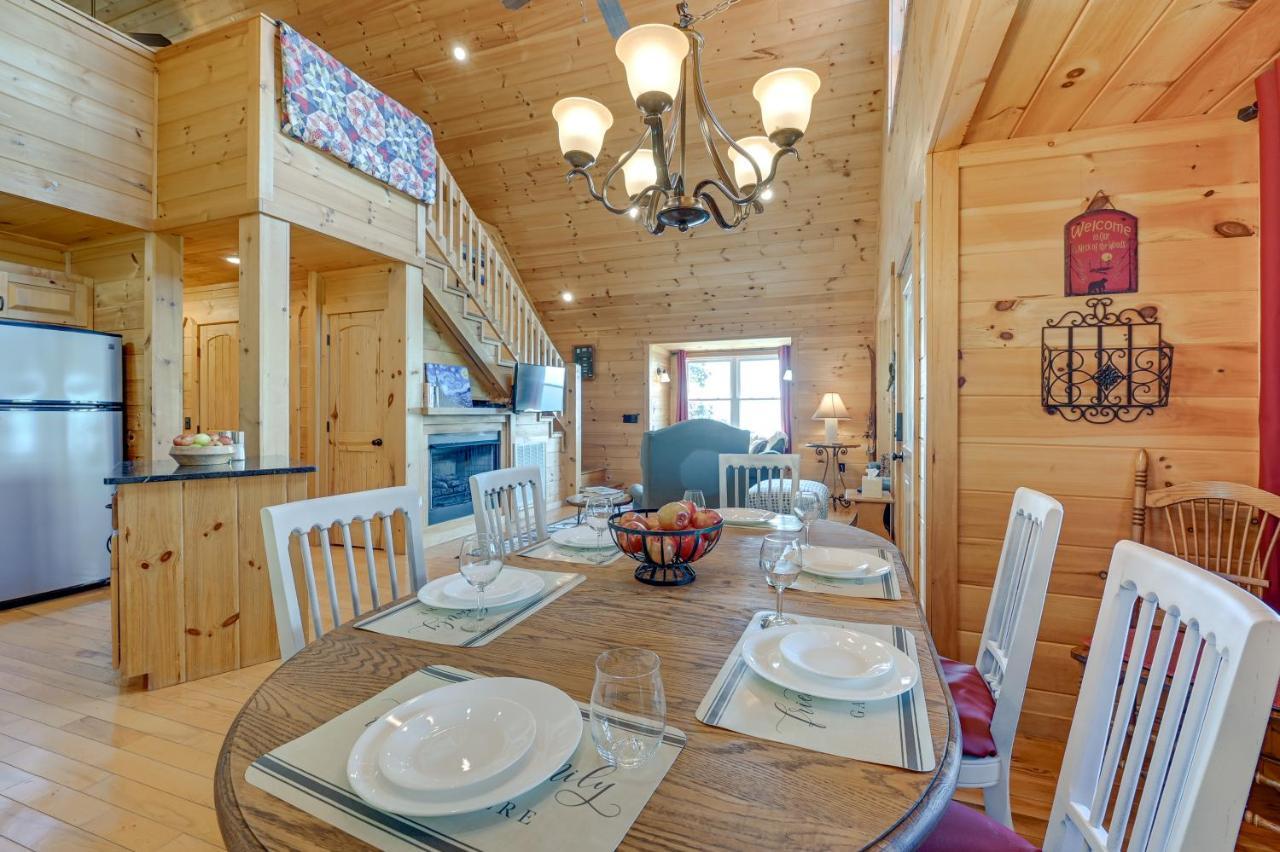 Warm And Cozy Cabin With Deck On Top Of The Blue Ridge Fancy Gap Exterior photo