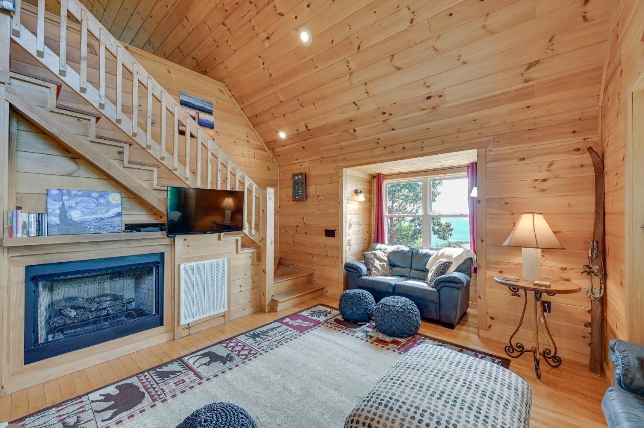 Warm And Cozy Cabin With Deck On Top Of The Blue Ridge Fancy Gap Exterior photo