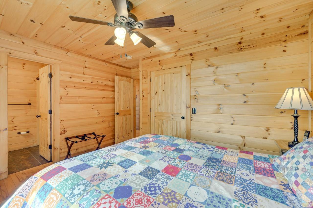 Warm And Cozy Cabin With Deck On Top Of The Blue Ridge Fancy Gap Exterior photo