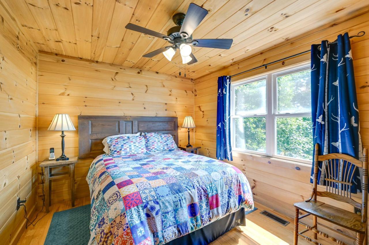 Warm And Cozy Cabin With Deck On Top Of The Blue Ridge Fancy Gap Exterior photo
