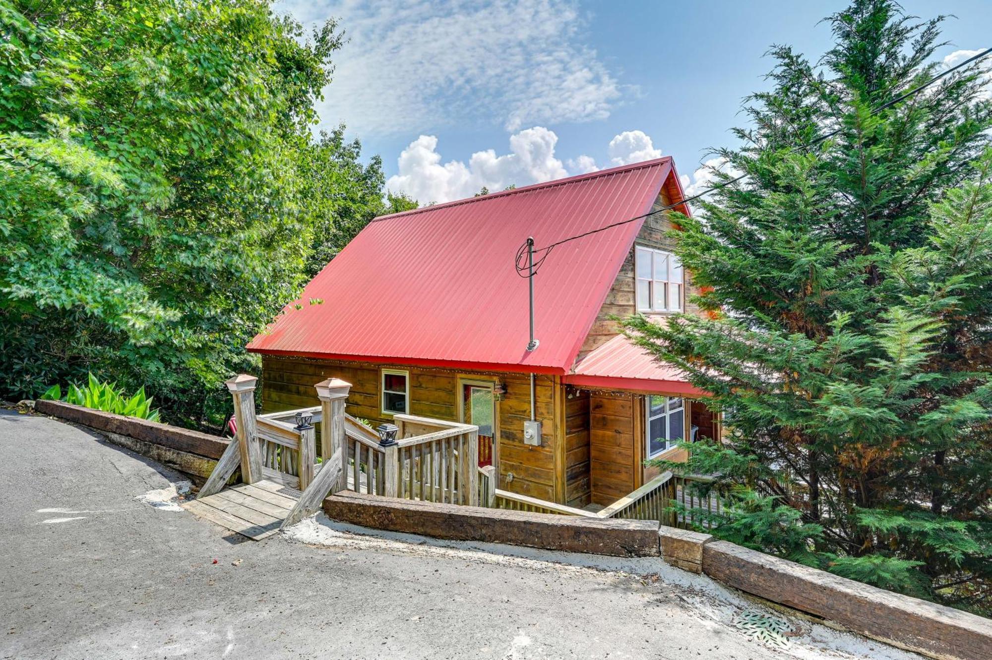 Warm And Cozy Cabin With Deck On Top Of The Blue Ridge Fancy Gap Exterior photo